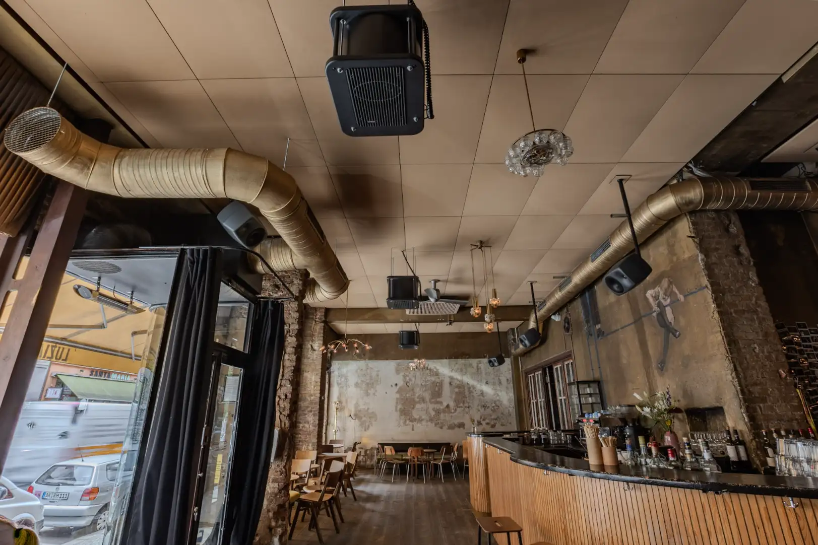 Café Luzia, bar in Berlin: project photo 1 of 4