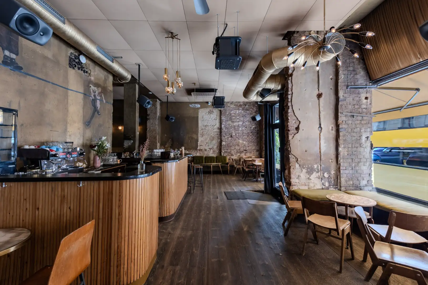 Café Luzia, bar in Berlin: project photo 2 of 4