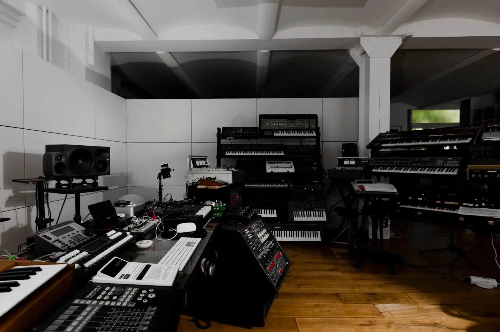 Shonky, music studio in Berlin: project photo 1 of 10